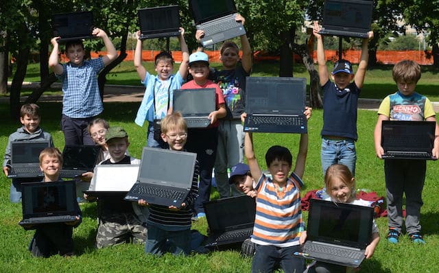 Дневной лагерь для юных программистов в Цюрихе. Заявки до 28.09.2015
