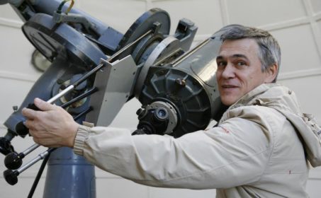 Владимир Сурдин: Чем позже человек полетит на Марс, тем лучше для науки