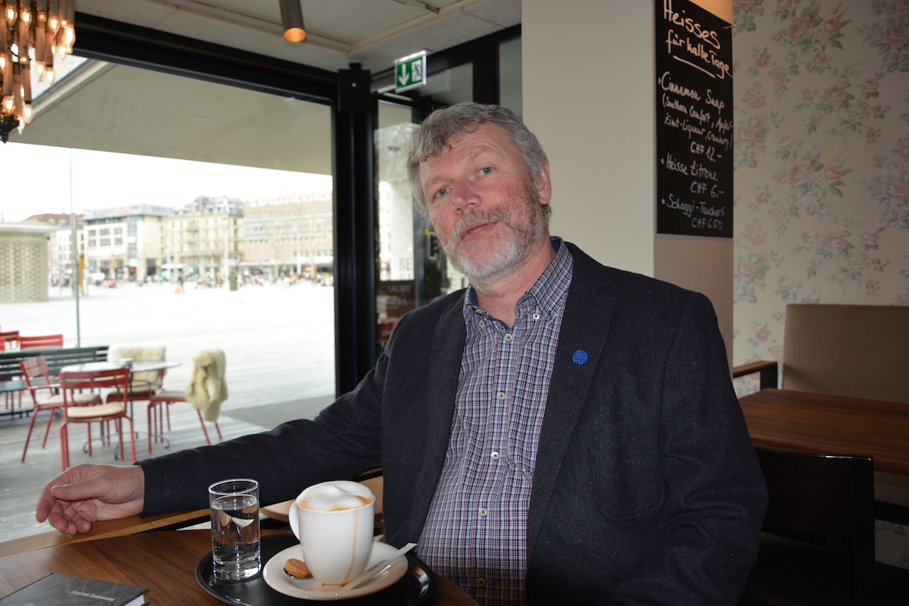 Сергей Завьялов 16 марта 2018 года в кафе рядом с Цюрихским оперным театром.