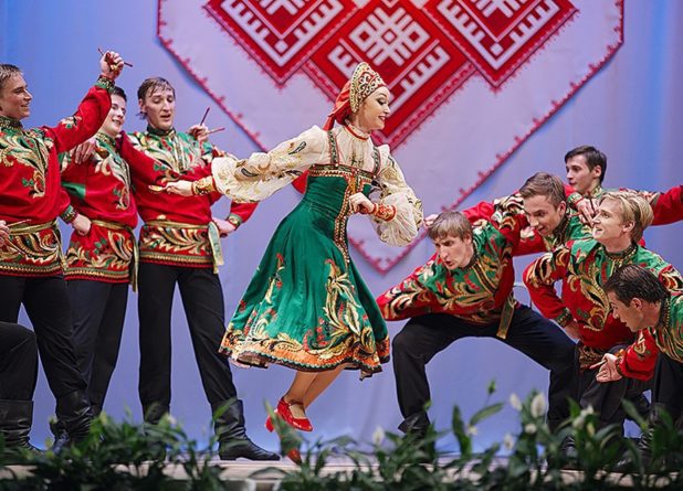 Московский театр танца «Гжель». Танцы народов мира в Женеве и Цюрихе