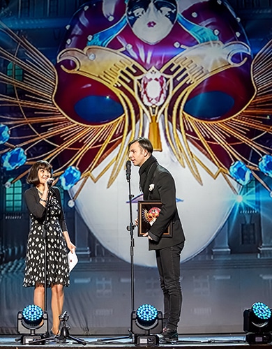 Марина Давыдова и Теодор Курентзис на фестивале «Золотая маска», 2015 г. (© Дмитрий Дубинский)