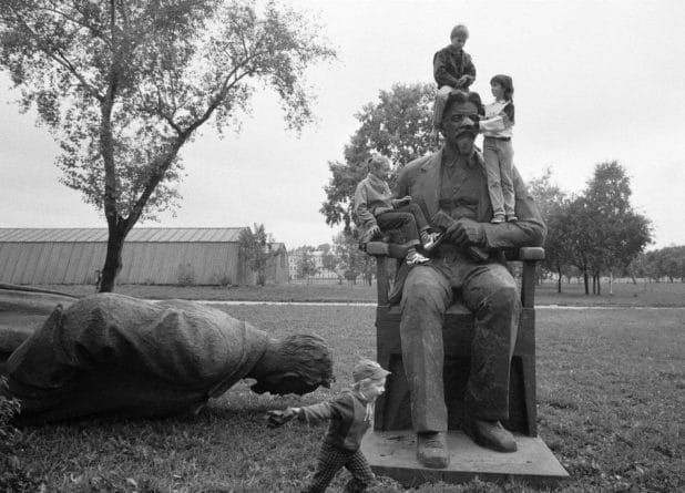 Возвращение памятника Дзержинскому — символ возрождения репрессий