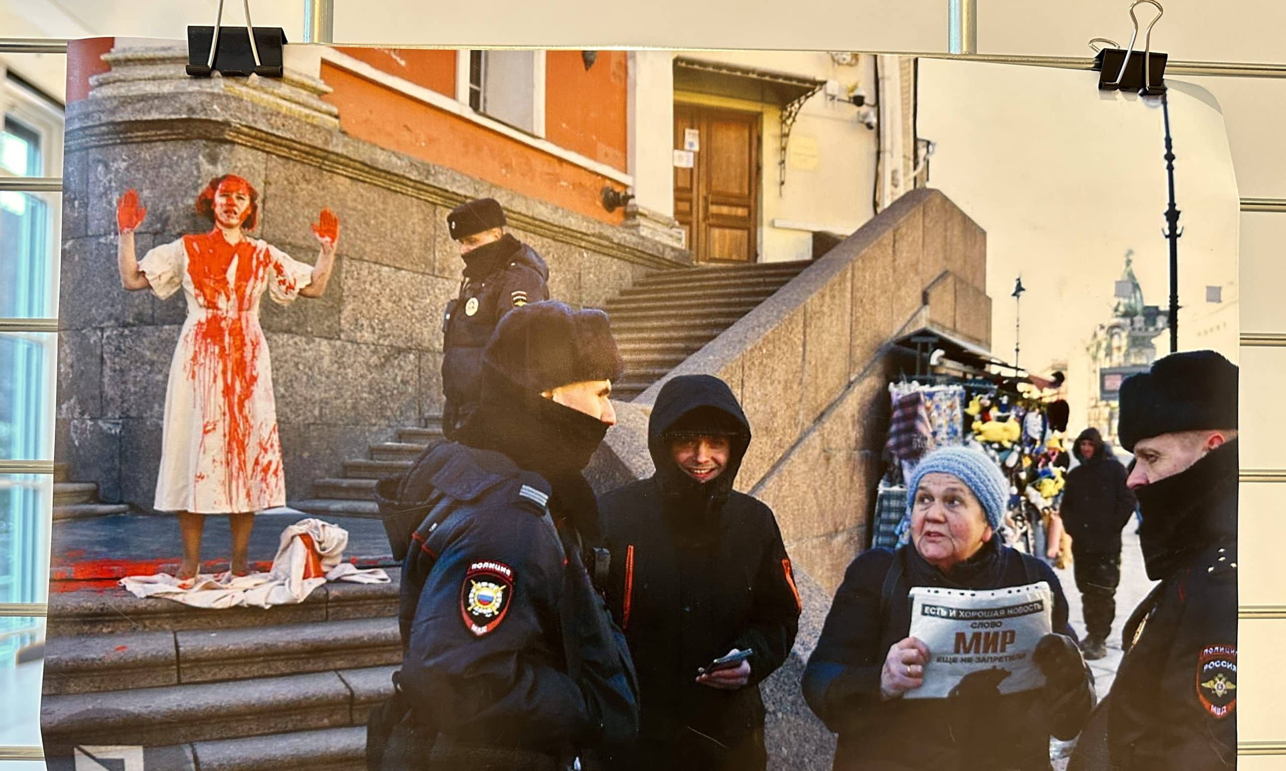 Фотовыставка «Хроника сопротивления». Конгресс гражданских антивоенных и гуманитарных инициатив. Берлин, 3 и 4 декабря 2022 г. (© schwingen.net)